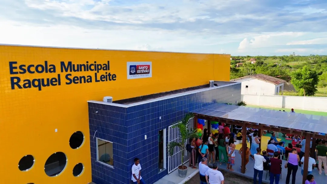 Inauguração da Escola Municipal Raquel Sena Leite