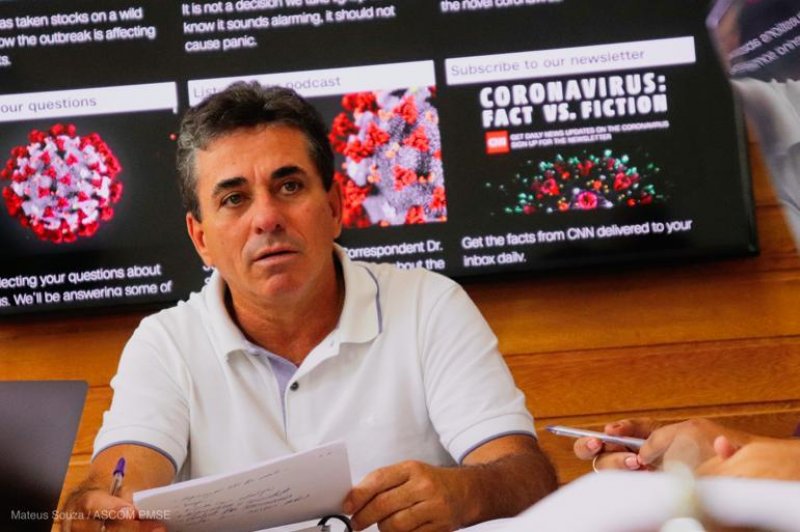  Prefeito Rogério Costa assina decreto municipal com medidas de prevenção ao Covid-19