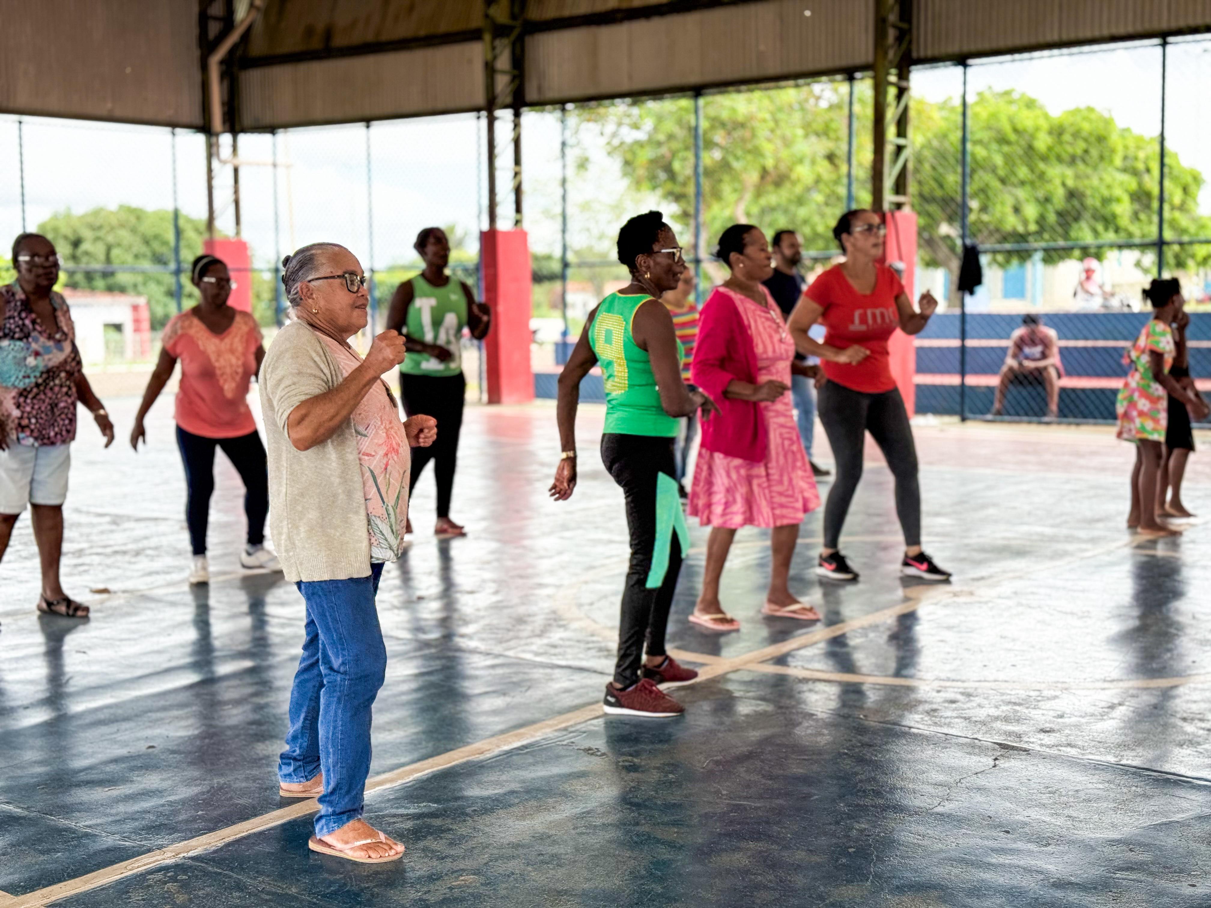 Movimento, Afeto e Inclusão: CAPS II promove aula de dança para usuários em Santo Estêvão