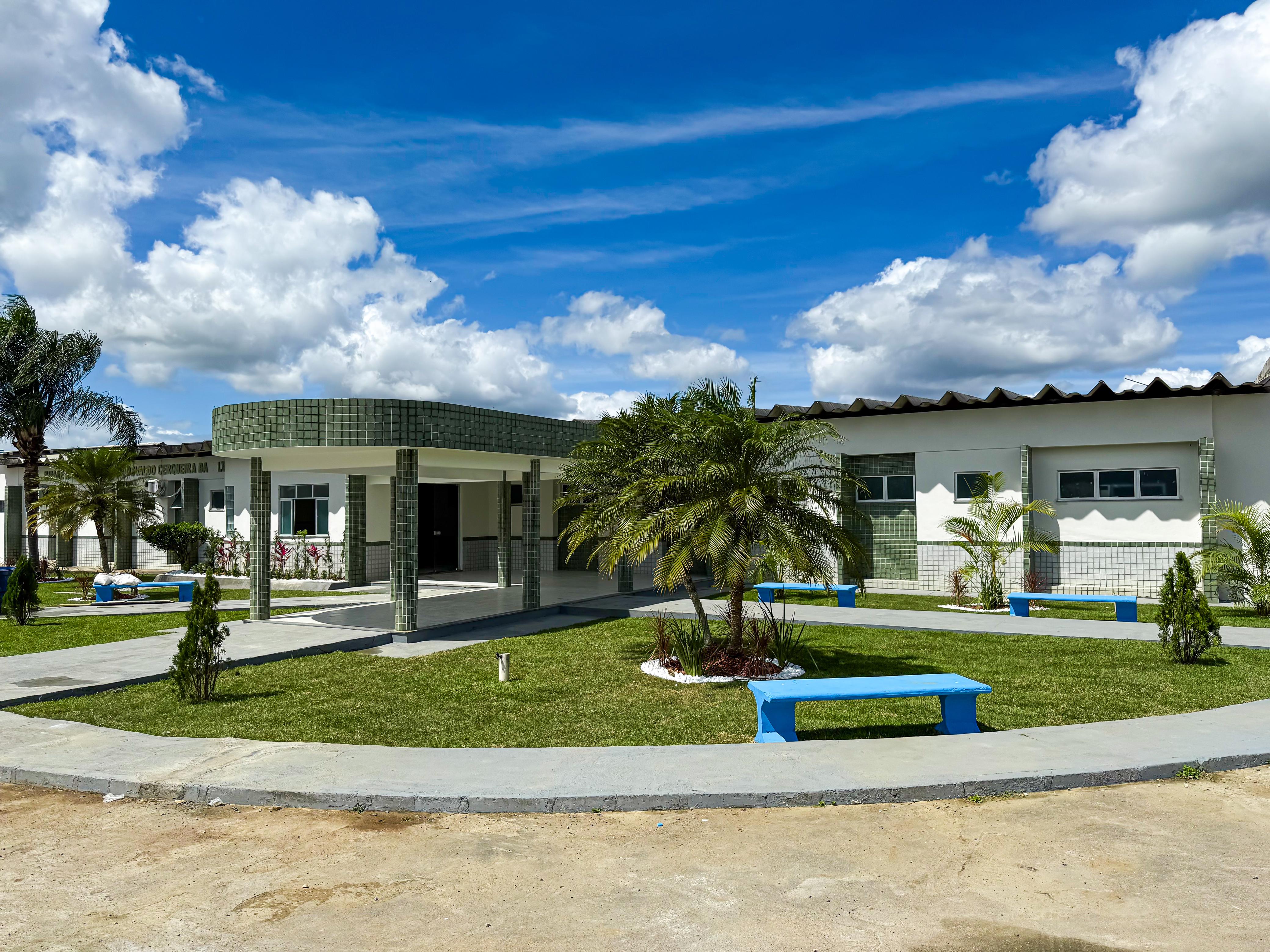 Prefeitura de Santo Estêvão cumpre promessa e entrega três unidades de saúde totalmente requalificadas