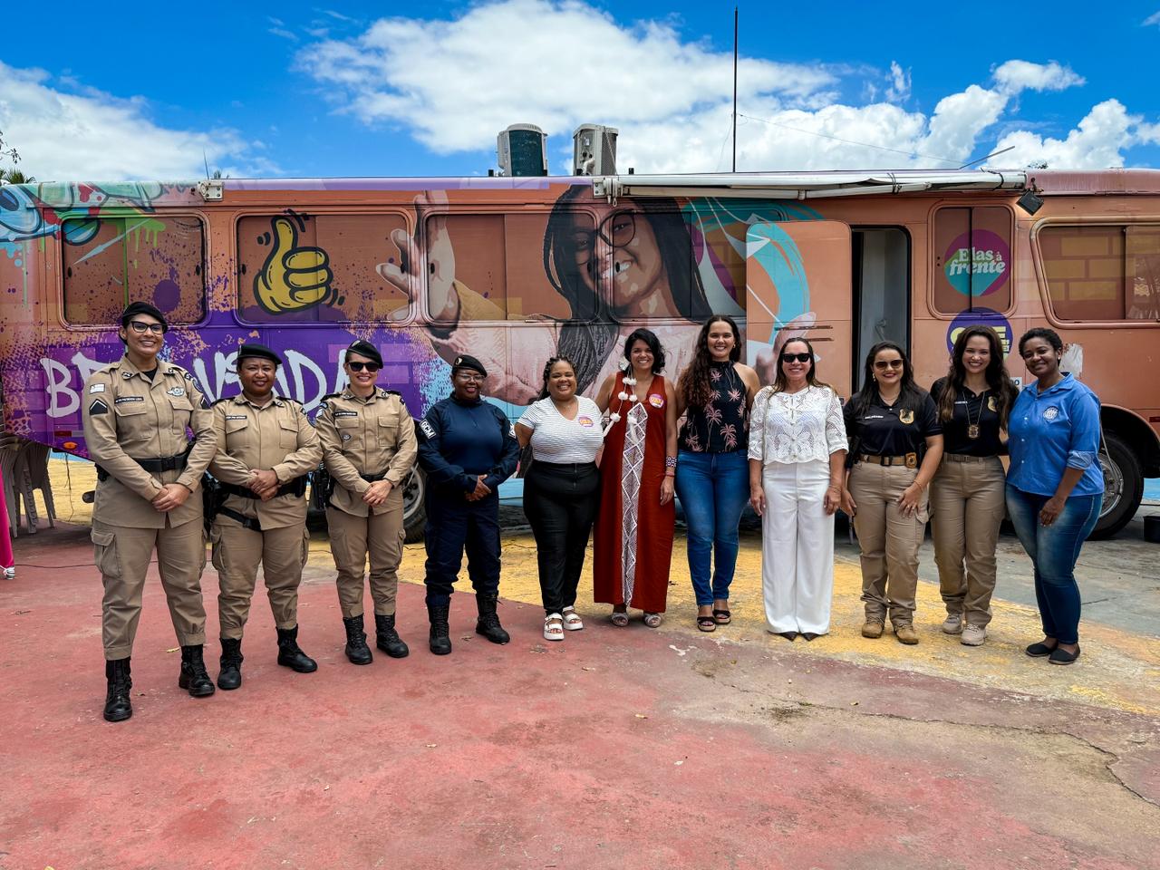 Santo Estêvão promove ação “Juntas Somos Mais Fortes” em defesa das mulheres